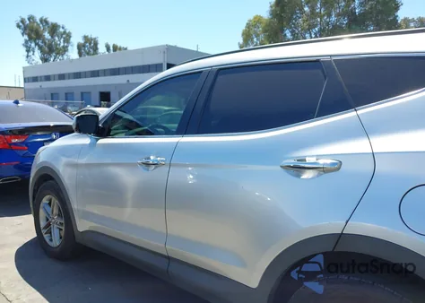 2017 Hyundai Santa Fe Sport 2.4L из США, поврежденный, VIN 5XYZU3LB3HG495715